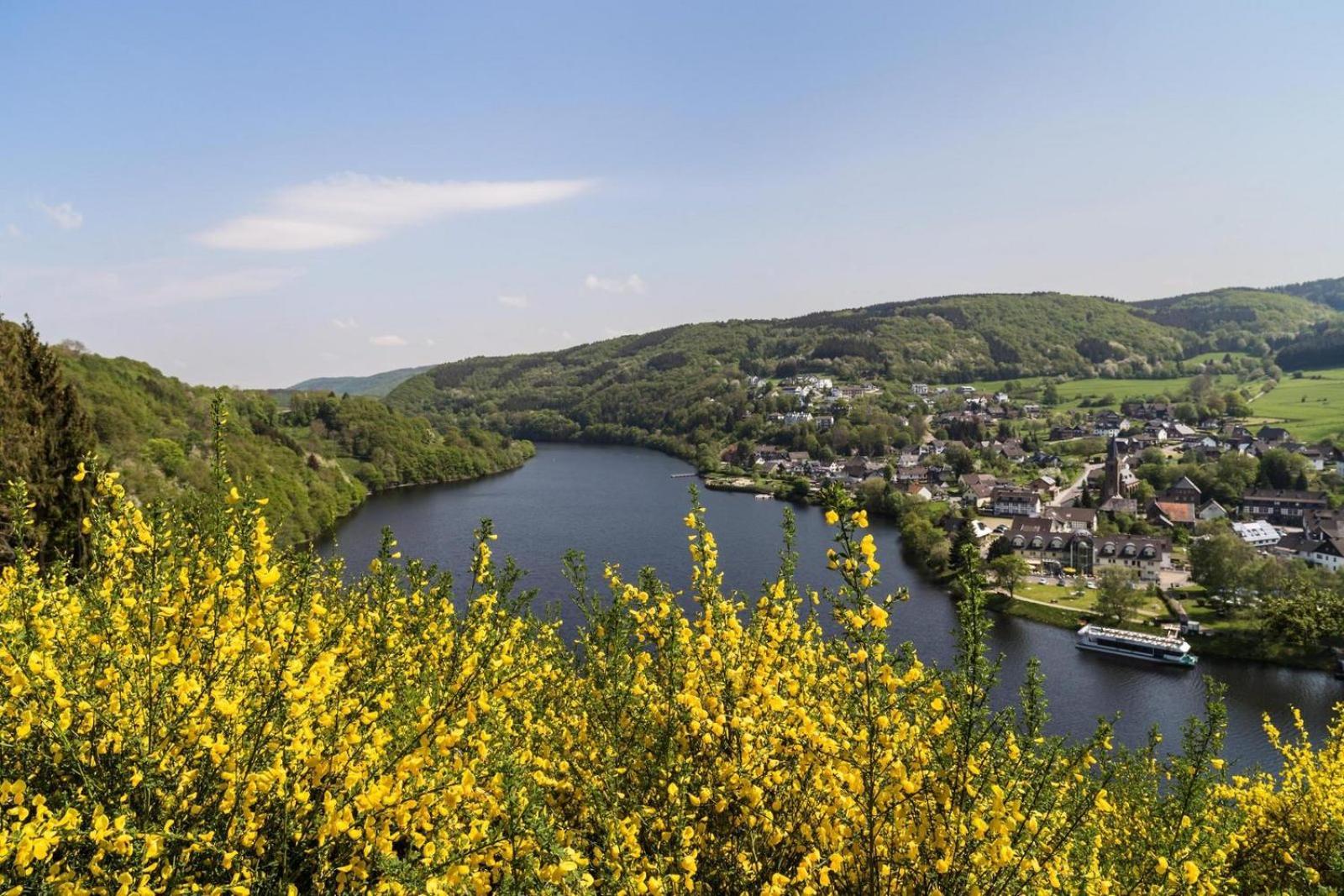 Garni Hotel Im Fachwerkhof ジンメラート エクステリア 写真