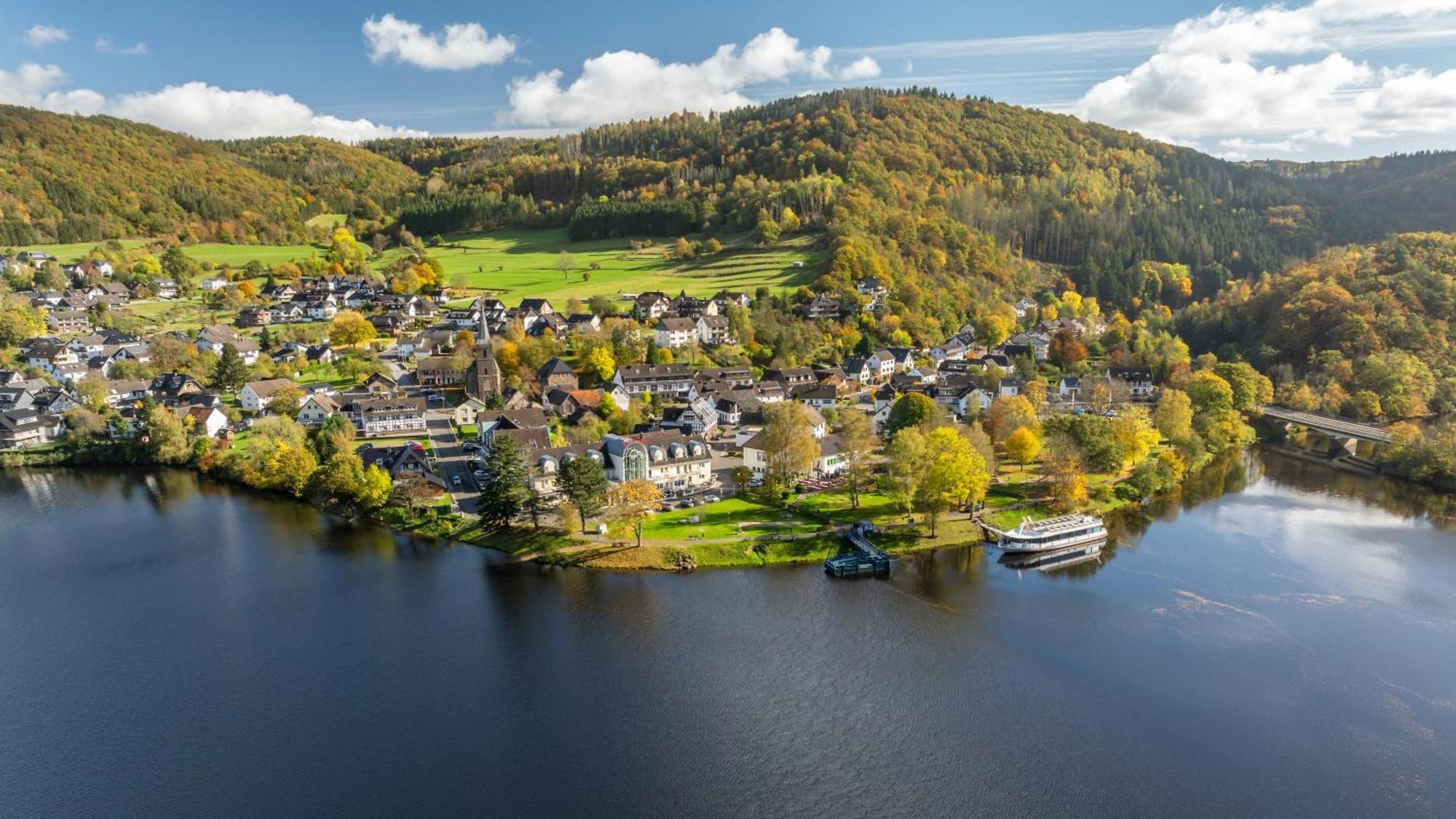 Garni Hotel Im Fachwerkhof ジンメラート エクステリア 写真